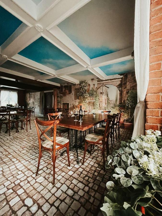 Spa Hotel Dvoretsa فيلينغراد المظهر الخارجي الصورة The interior of the restaurant