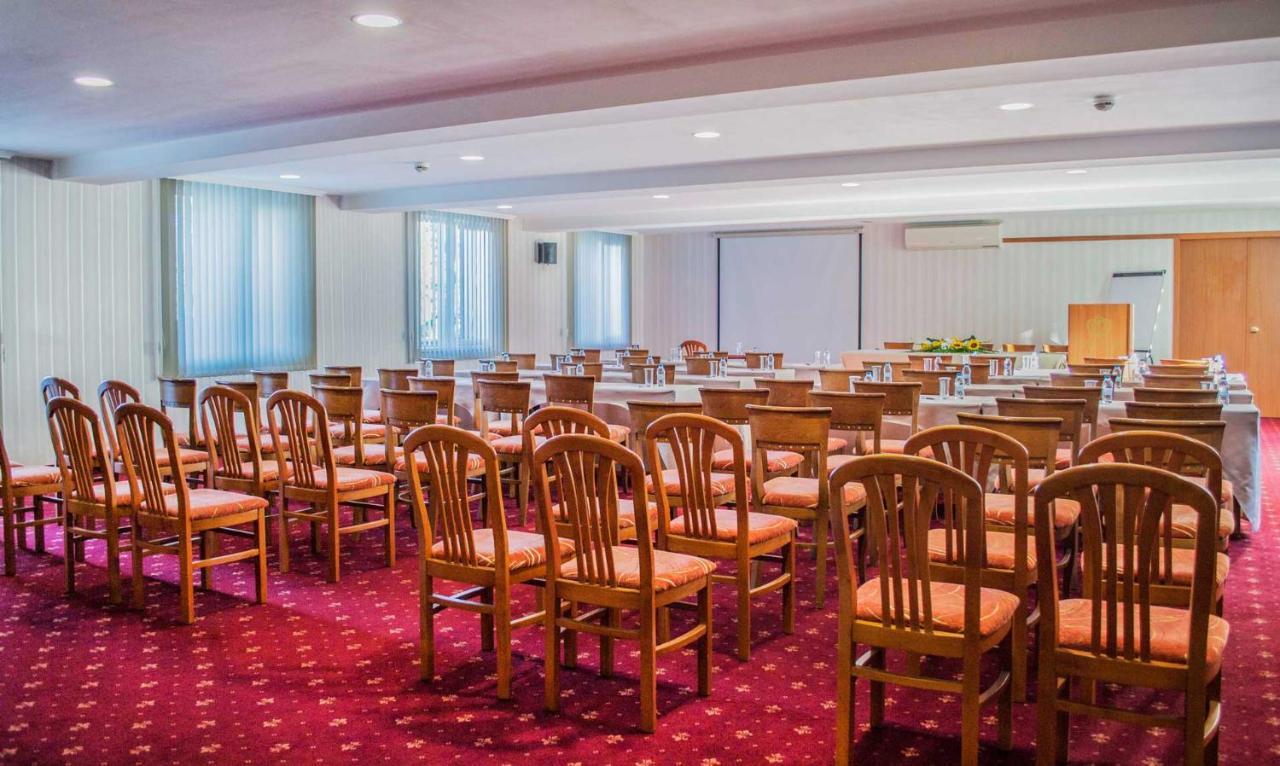 Spa Hotel Dvoretsa فيلينغراد المظهر الخارجي الصورة Conference room